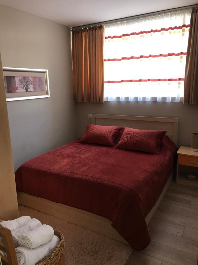 Home Away From Home Apartment Durres Bagian luar foto
