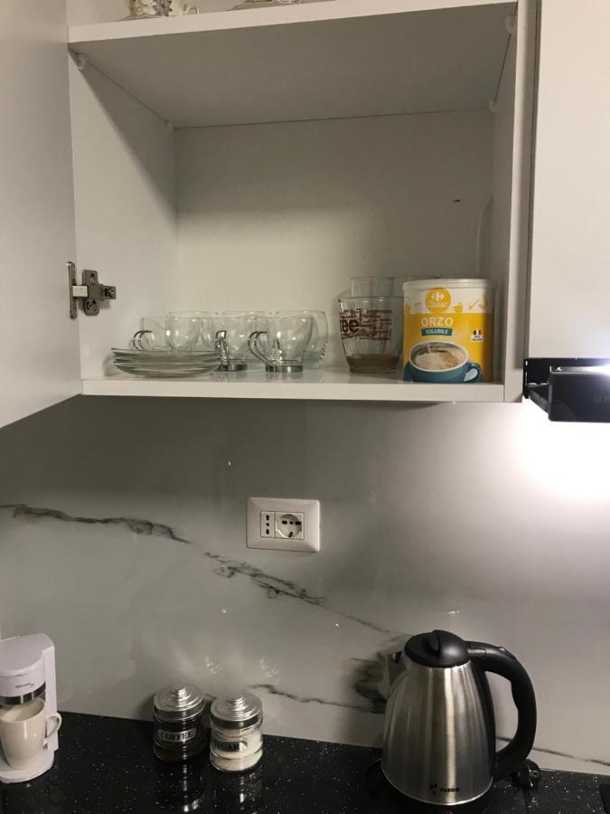 Home Away From Home Apartment Durres Bagian luar foto